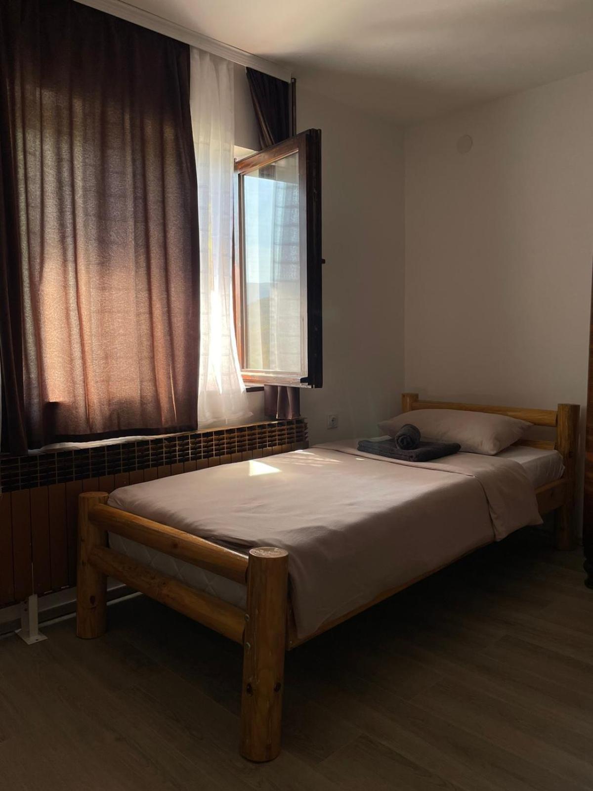 Jacimov Konak Pirot Buitenkant foto